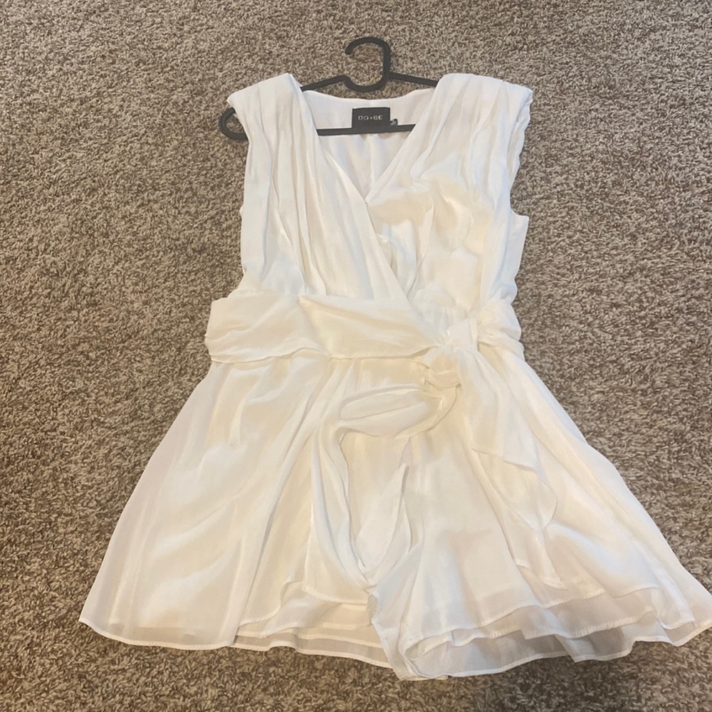 Vici collection white romper